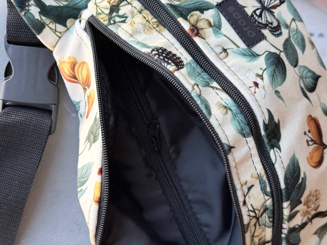 Nerka xxl PROPS Motyle